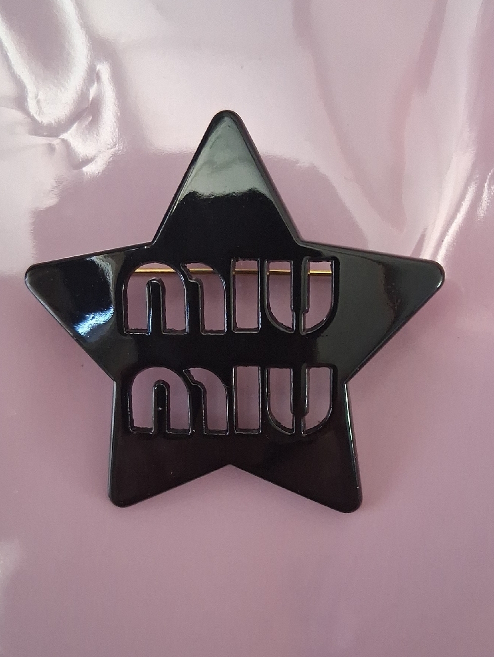 Fashion Glossy Black Star Logo Brooch. NWT